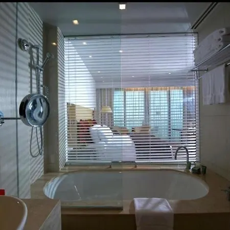 Hanza Tower In Downtown Spa & Jacuzi & Sauna & Pool Lejlighed Stettin